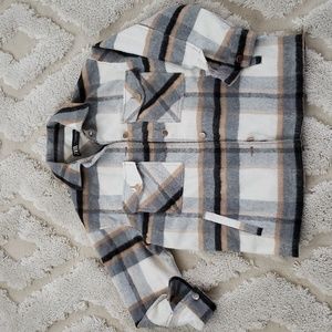 Beautiful ZARA Plaid Shacket, oversize, Size XS